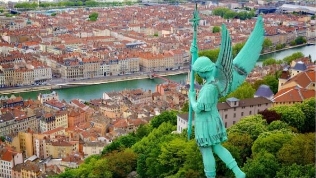 Cheap flights from Abidjan to Lyon – Book now for a European adventure!