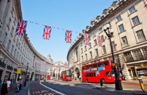$129 One-Way Non-Stop Flights from New York to London – This Deal Won’t Last! London’s Big Ben and red double-decker bus – fly non-stop from NYC for just $129 one-way